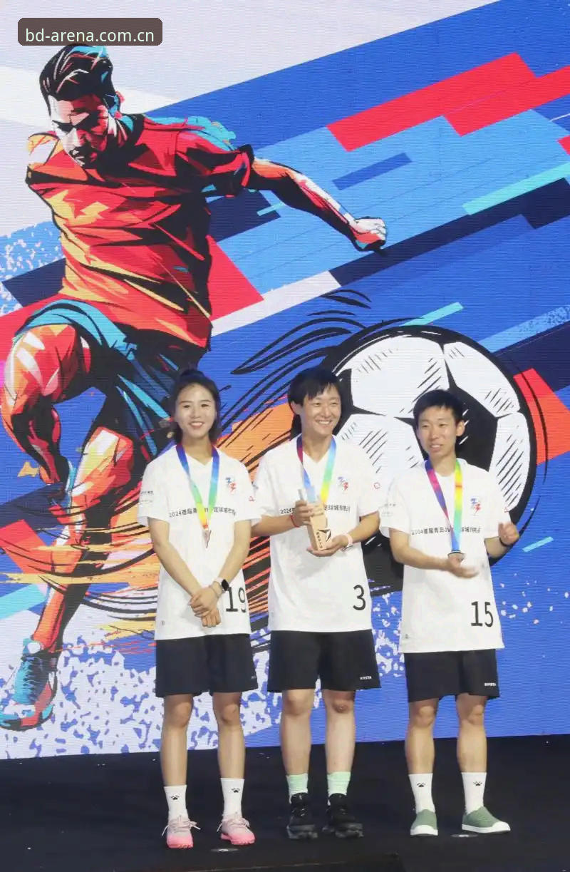 五年老用户实测：半岛体育互动使用指南与多设备实战经验分享